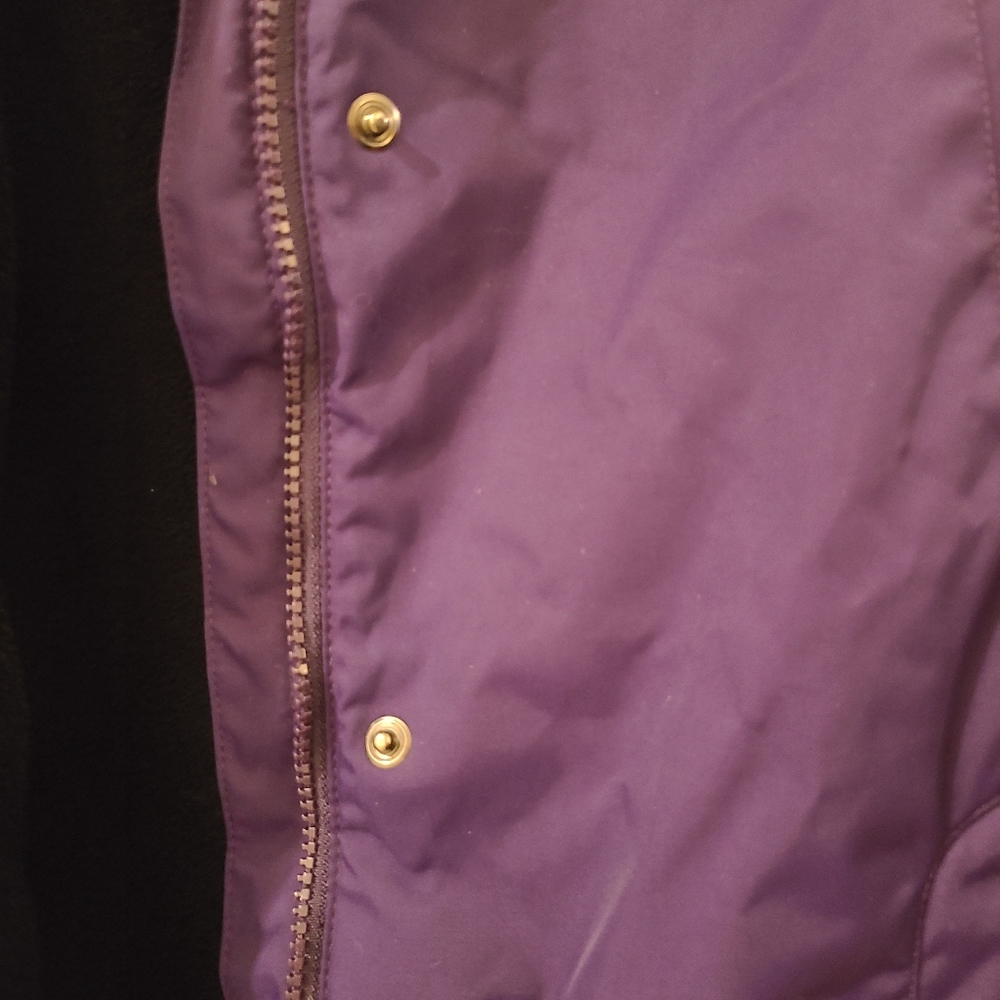 Women's size XS Lands End winter jacket. Purple. - Picture 6 of 6